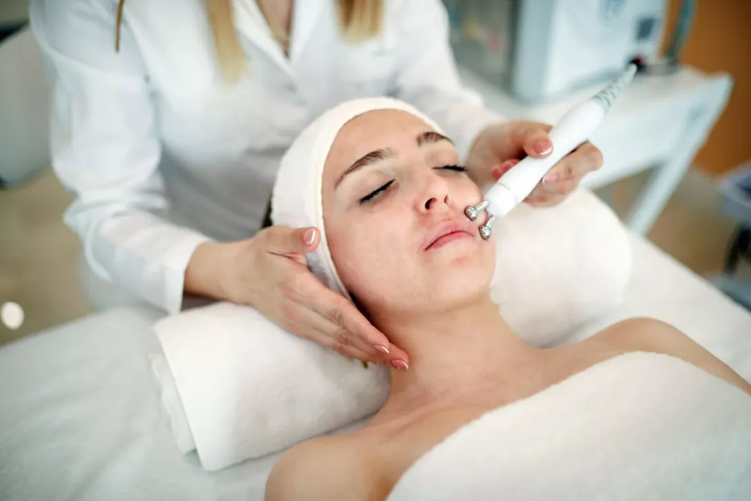 Hydrashine hydradermabrasion Treatment
